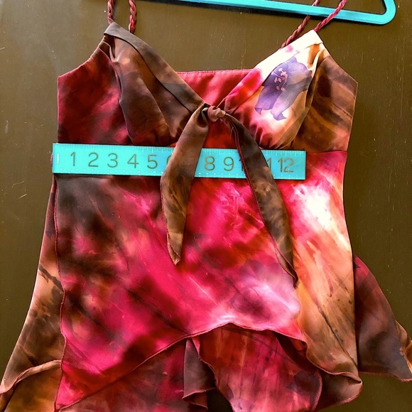 Joseph Ribkoff burgundy print camisole. Elegant and fluid. - Picture 2 of 12